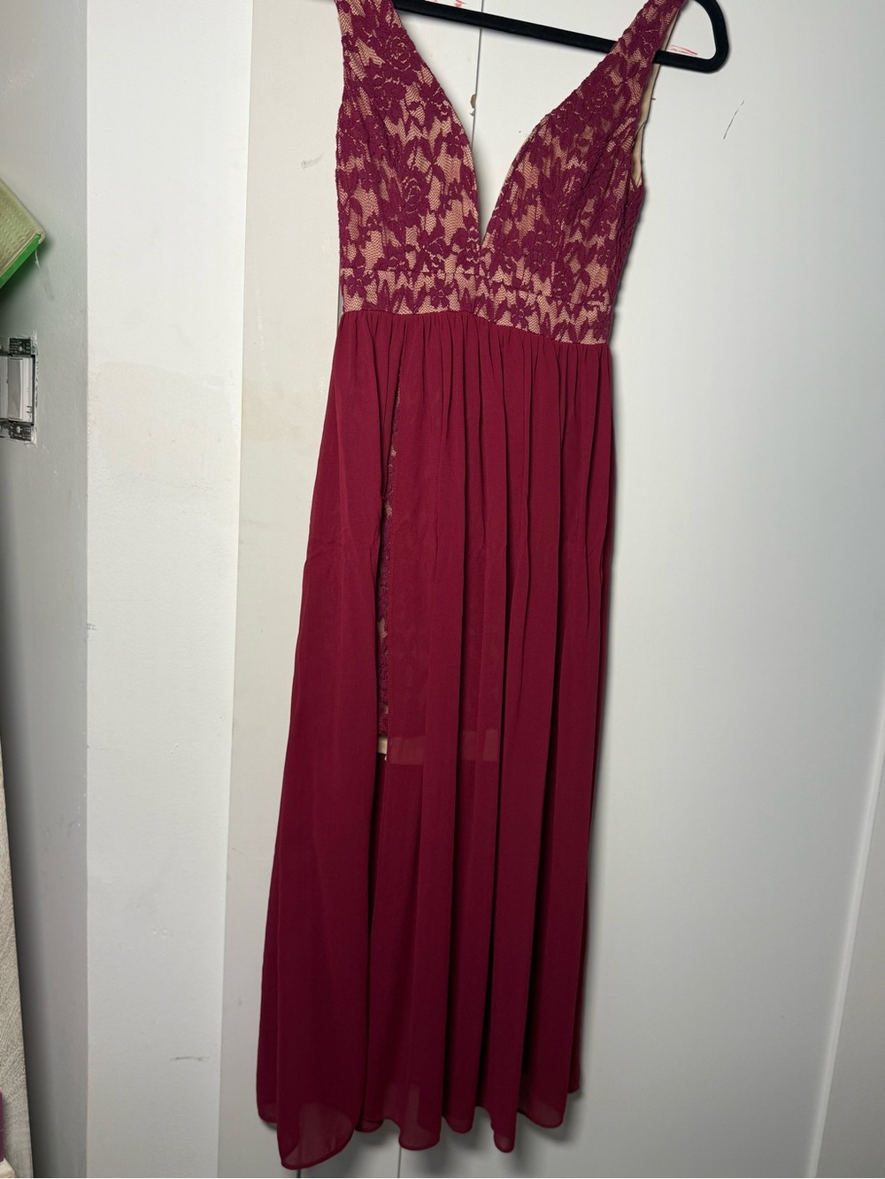 Lulu's Wine Lace Bodice Chiffon Maxi Dress